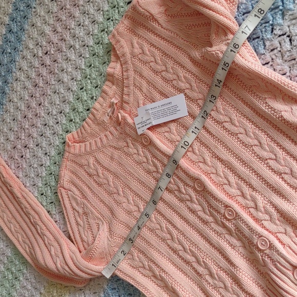 NWT American Eagle XS Pink Capple Knit Cropped Button Up Cardigan Sweater - Picture 10 of 13